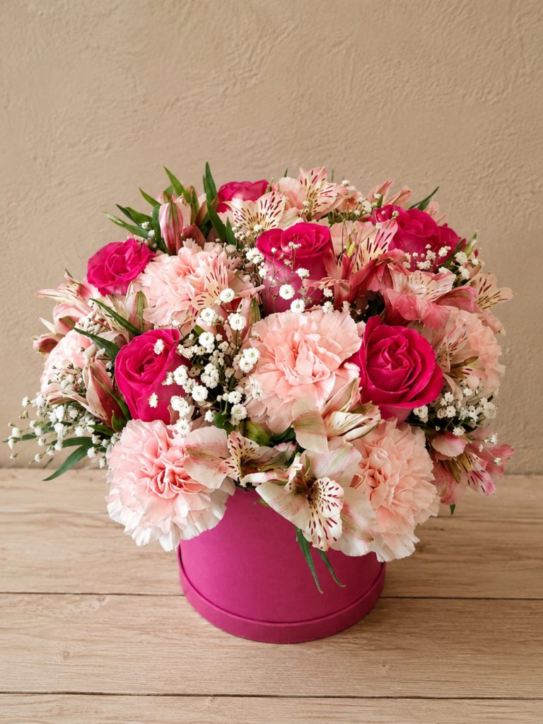 Claveles y Rosas Fucsia